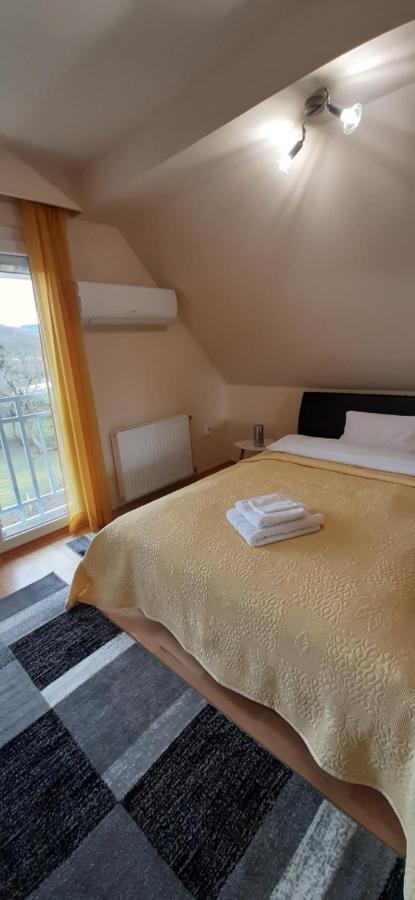 Napko Apartman Šoproň Exteriér fotografie