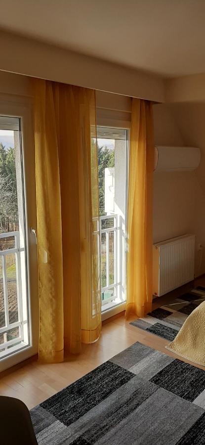 Napko Apartman Šoproň Exteriér fotografie